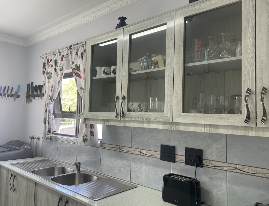 4 Bedroom Property for Sale in Country Club Western Cape